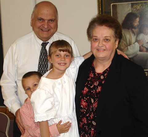 Eliana and Dominic with Grandpa and Grandma Codella