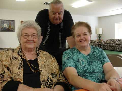 My mom with her siter Julia and brother Russ.